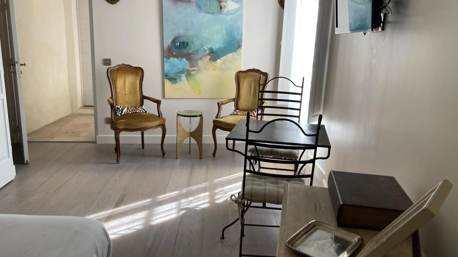 **** Bed & Breakfast La Maison Des Augustins 4 Stars Spa Et Fitness Avignon France