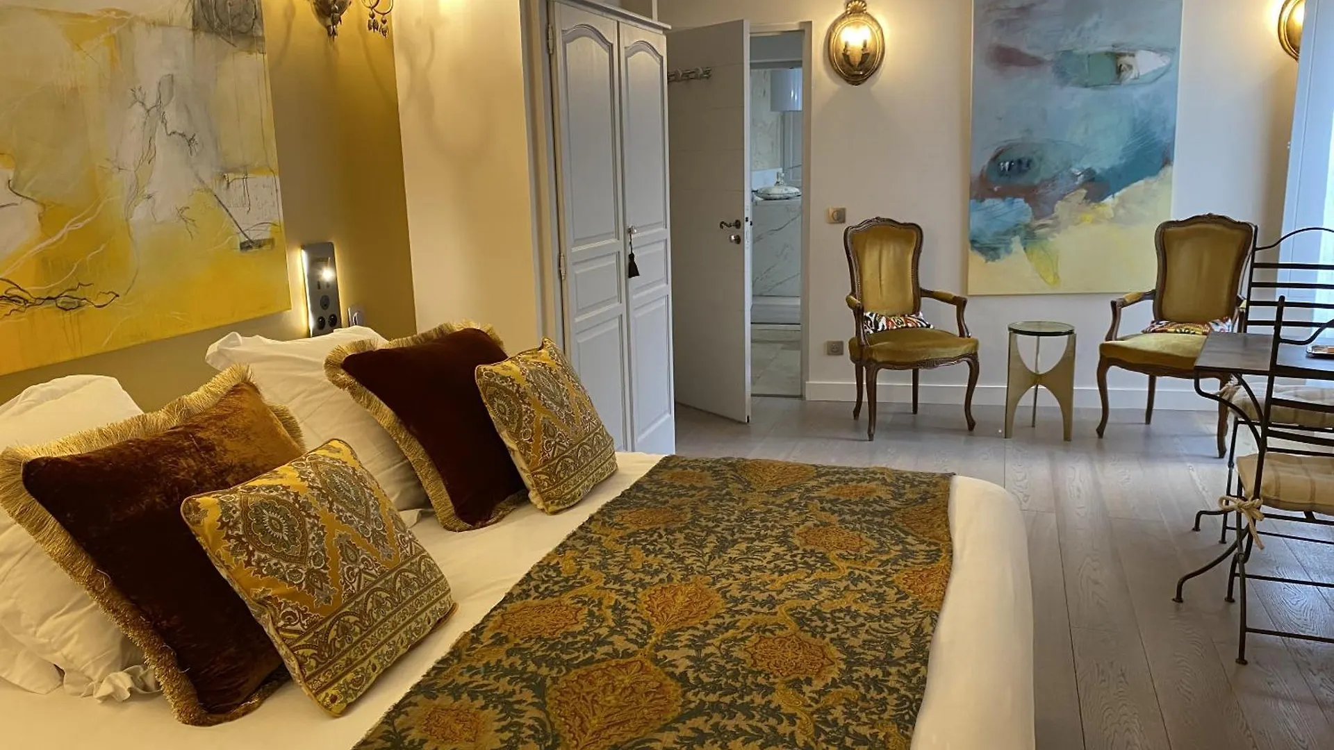 La Maison Des Augustins 4 Stars Spa Et Fitness Avignon