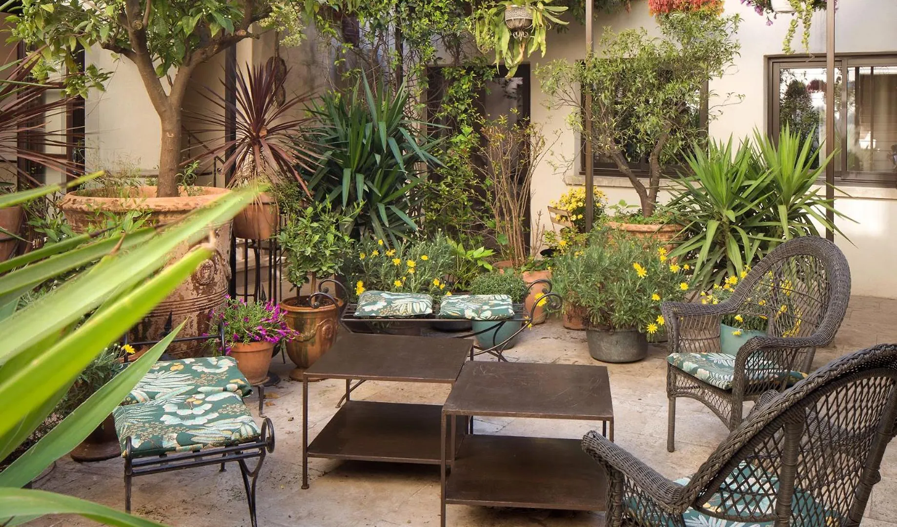 **** Bed & Breakfast La Maison Des Augustins 4 Stars Spa Et Fitness Avignon France