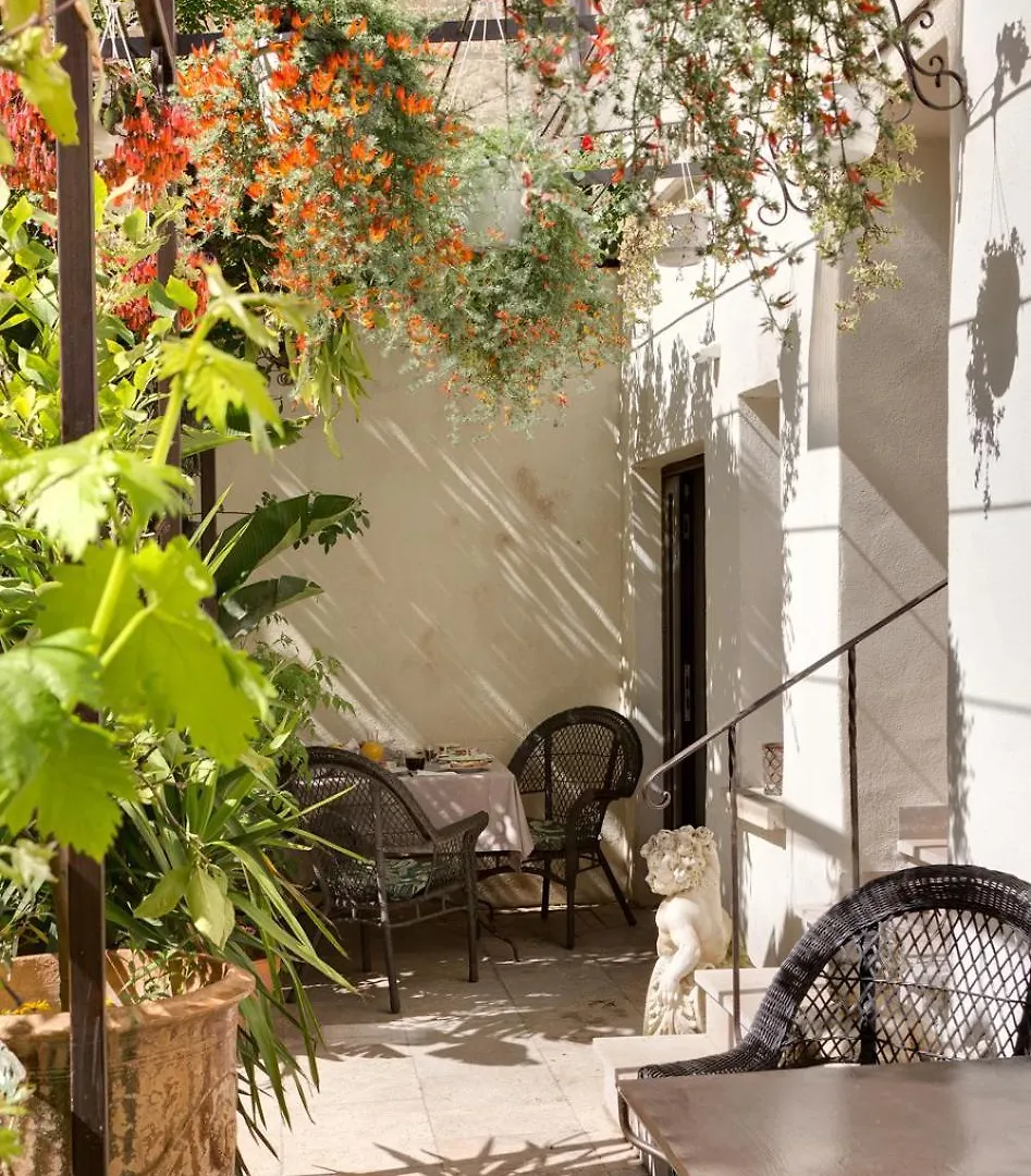 La Maison Des Augustins 4 Stars Spa Et Fitness Avignon