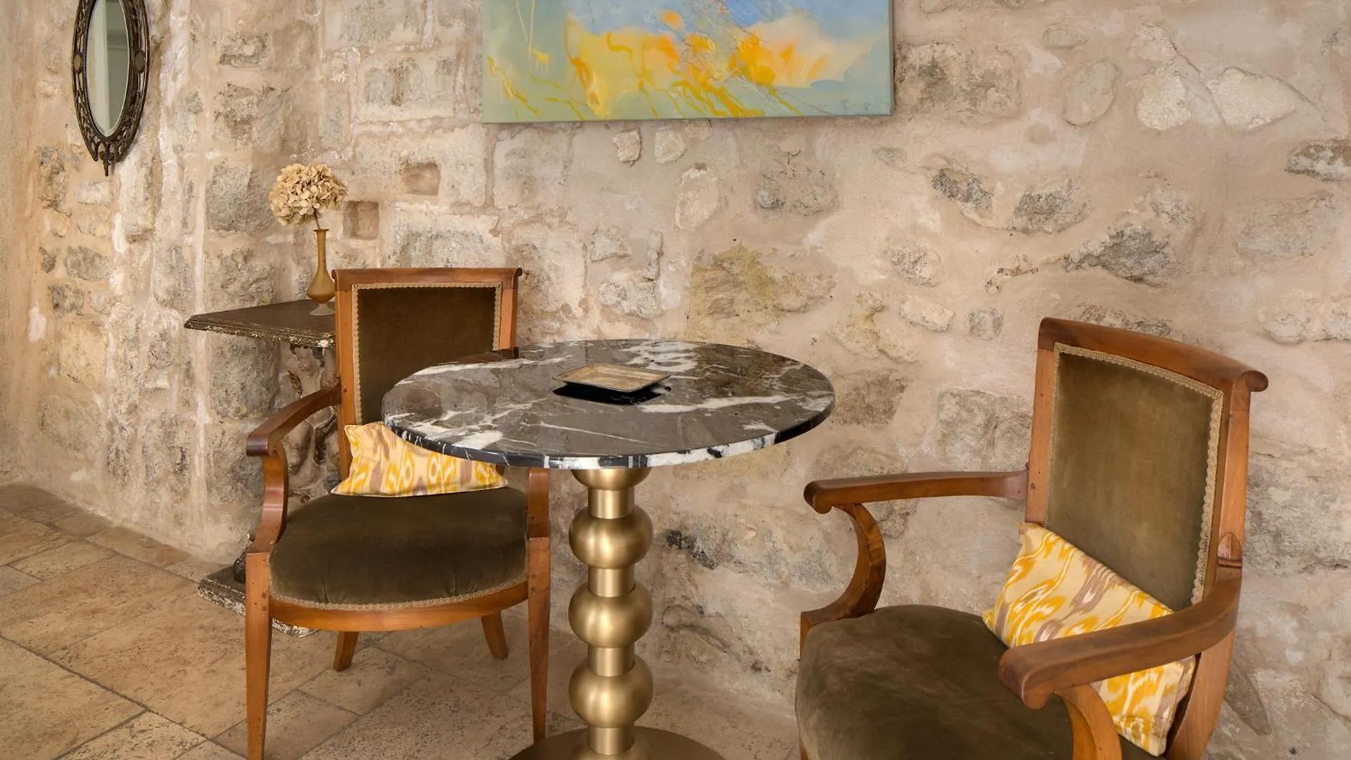 Bed & Breakfast La Maison Des Augustins 4 Stars Spa Et Fitness Avignon
